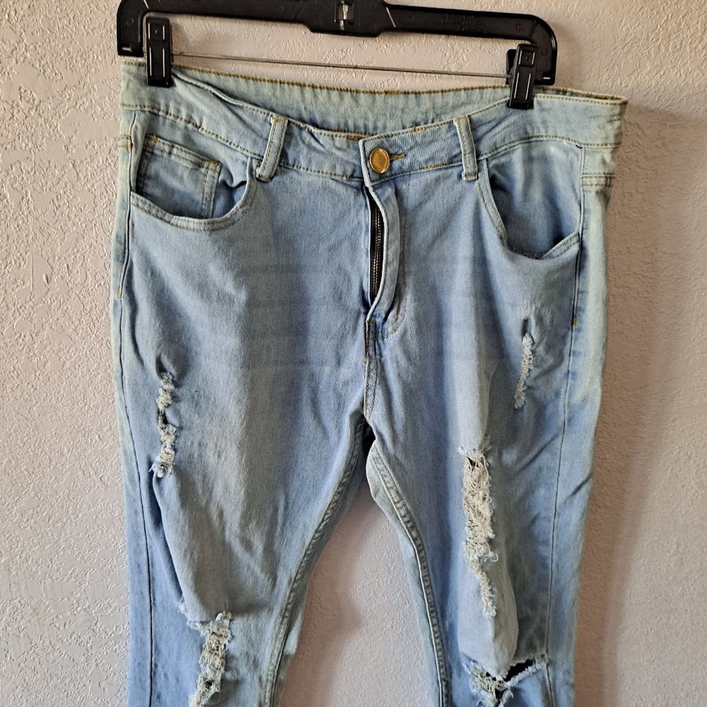 Shein Medium Wash Jeans - Picture 2 of 5
